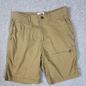 The North Face shorts size 30 tan gorpcore outdoor adventure hiking